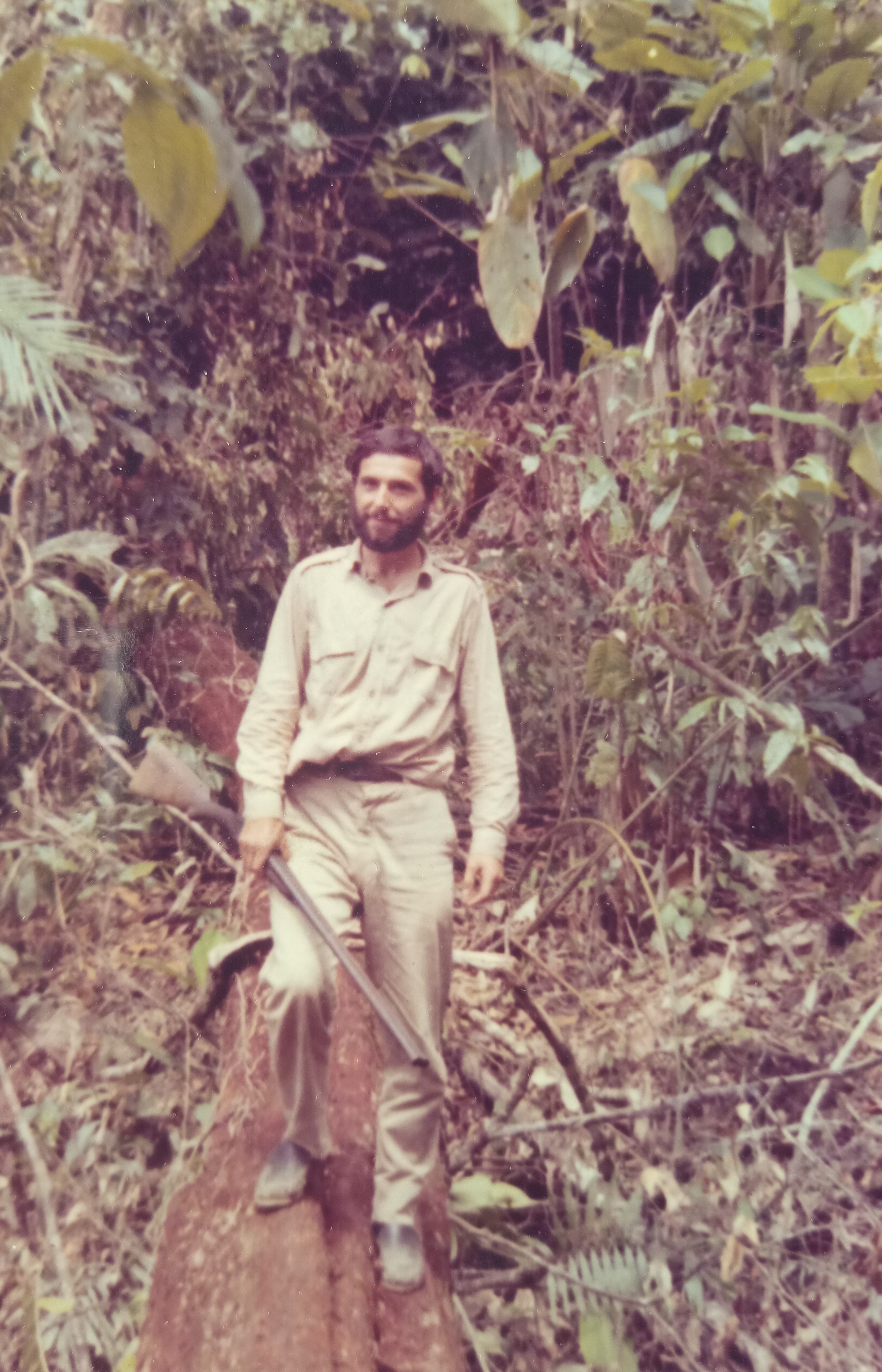 Paul Ort během expedice v Amazonii, 1962