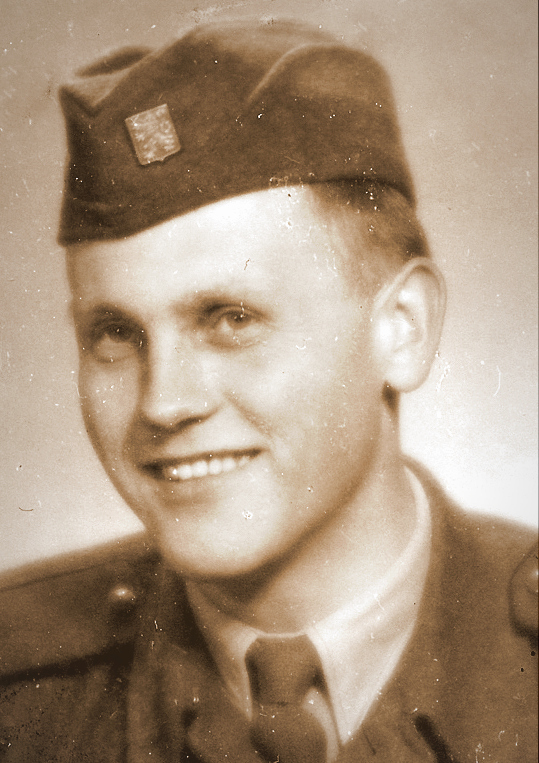 Václav Majer as a soldier at the basic military service (1951)