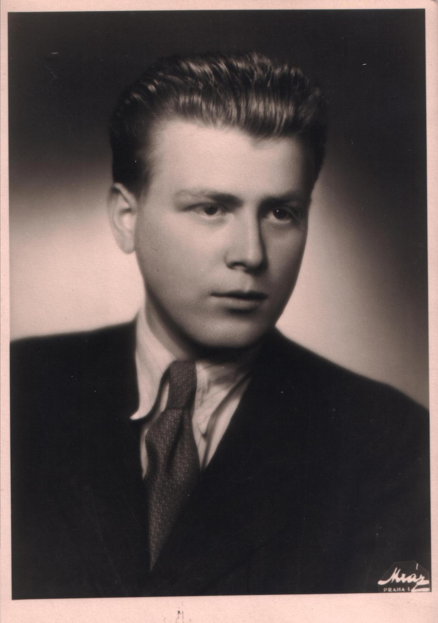 Pavel Oliva in 1946