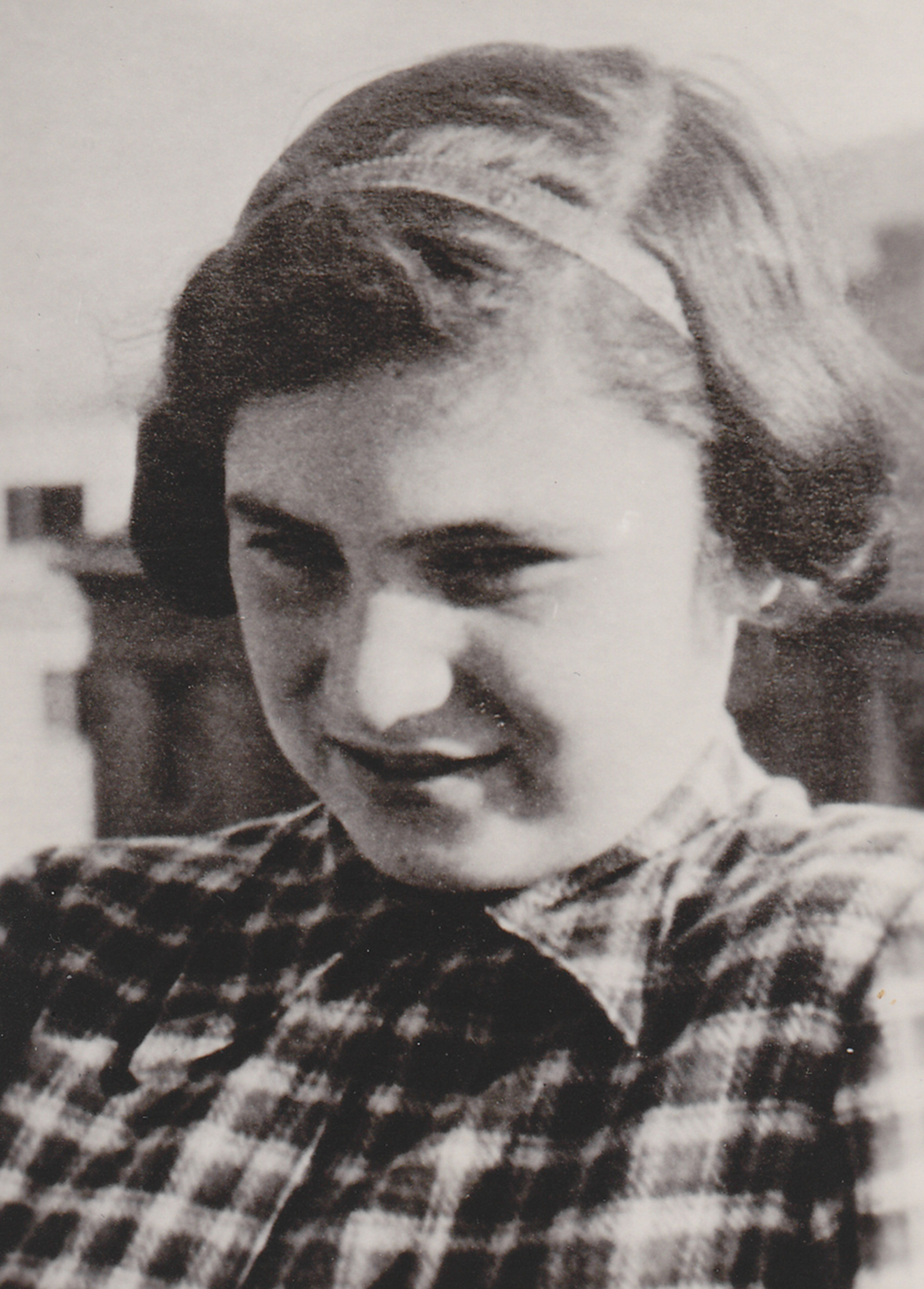 Twelve-year-old Gita before the transport to Terezín, 1941