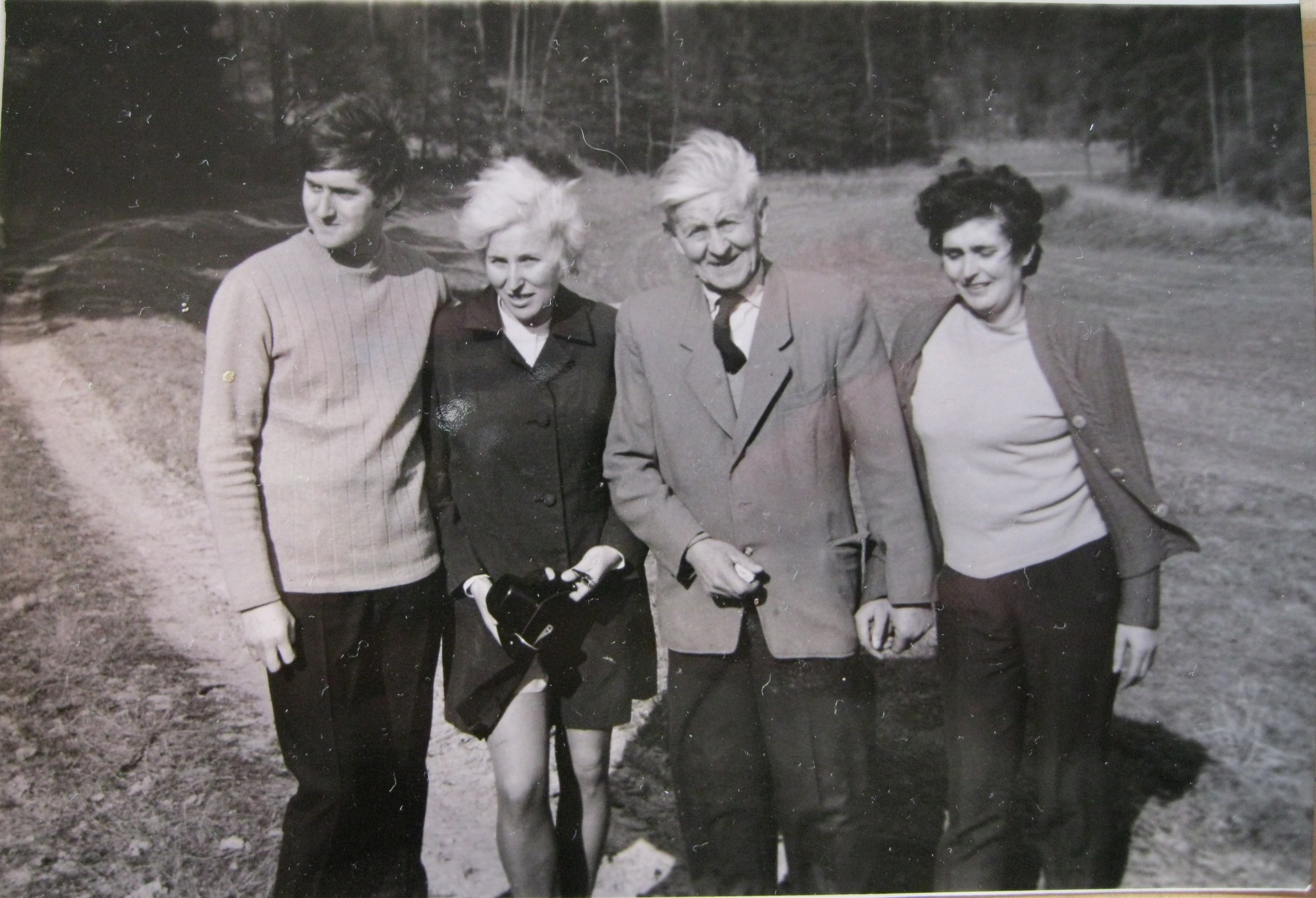 The family in 1972- from the left: Dáša’s husband Svatopluk, Dáša Bičovská, Hubert and Vlasta Lánský