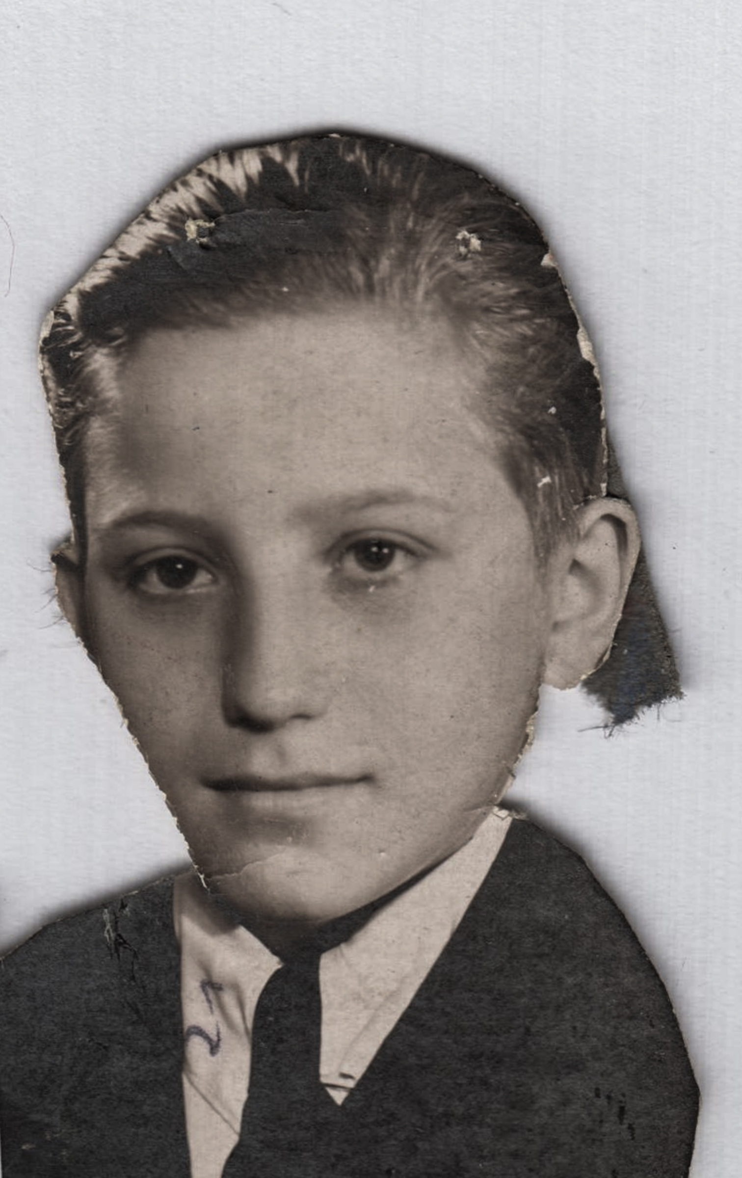 Alexander Speiser as a child around 1941/42