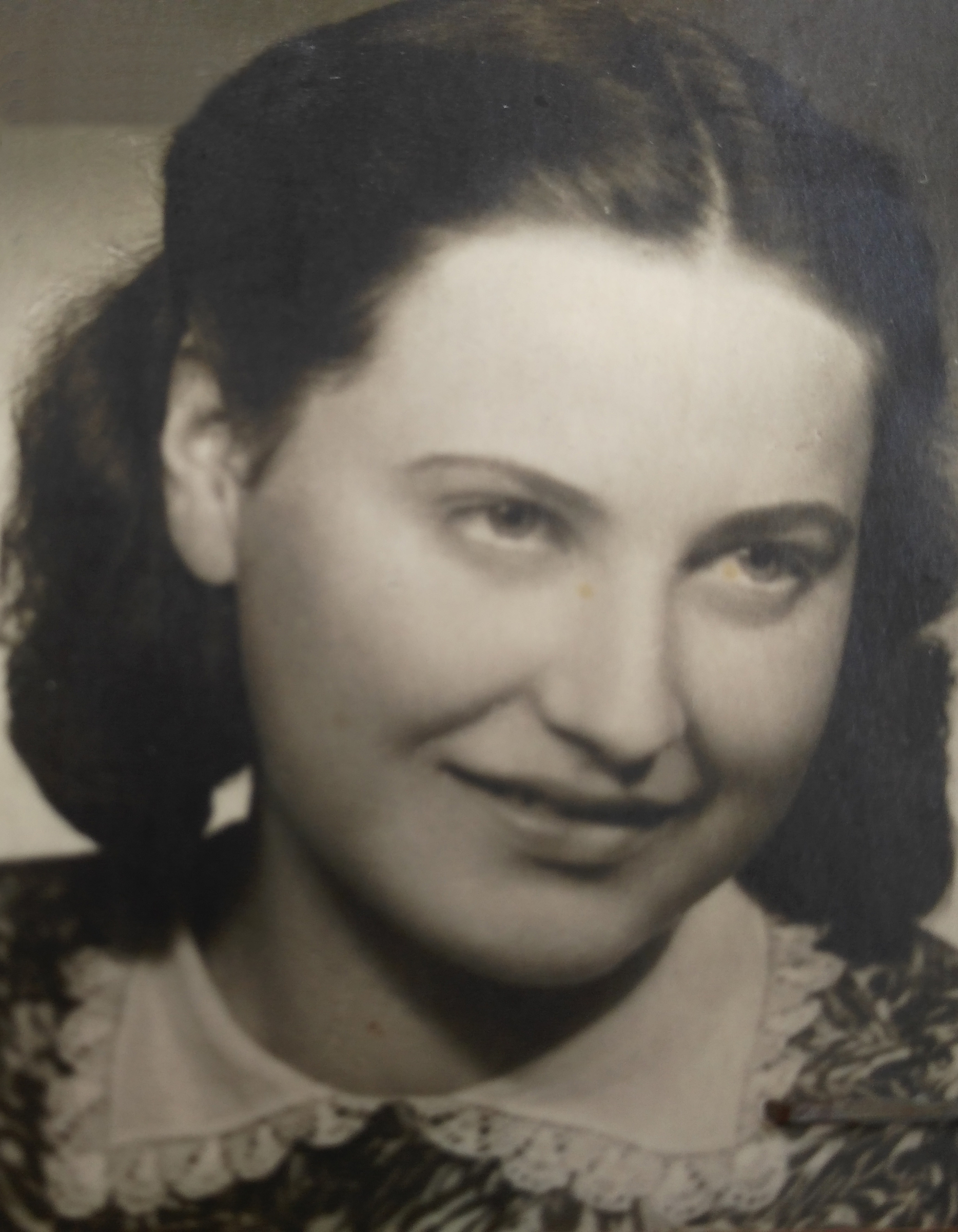 Eva Mosnáková at young age