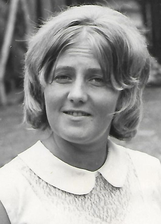 Portrétní dobová fotografie pamětnice, Újezd 1965