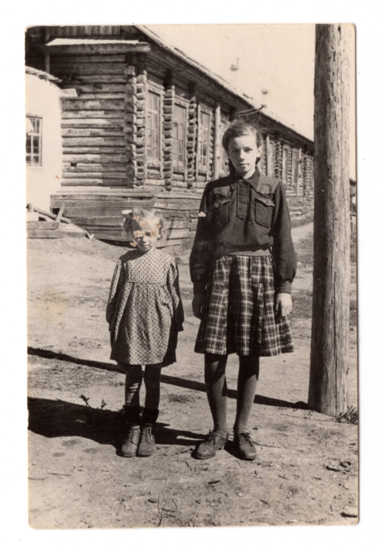Bohdana and Lavrentiya Talanchuk in front of the barracks, 1950s