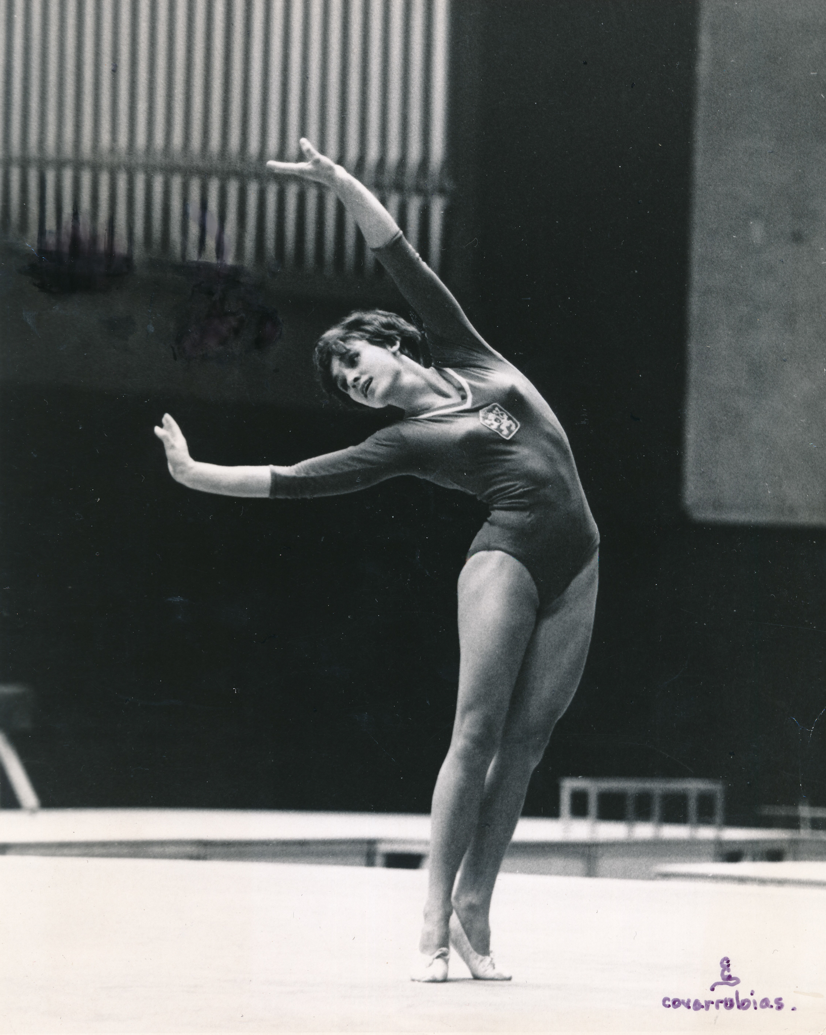 Bohumila Řešátková při prostných na předolympijských hrách 1967 v Mexiku