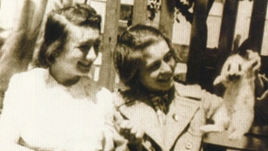 Miloslava a Jaroslava v roce 1938