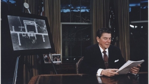 Ronald Reagan při projevu ke Strategické obranné iniciativě 23. března 1983. Zdroj: fr.wikipedia.org