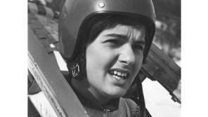 Dana Beldová, provdaná Spálenská, na zimní olympiádě v Grenoblu 1968. Zdroj: archiv pamětnice