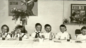 Setkání jiskřiček a pionýrů v roce 1962