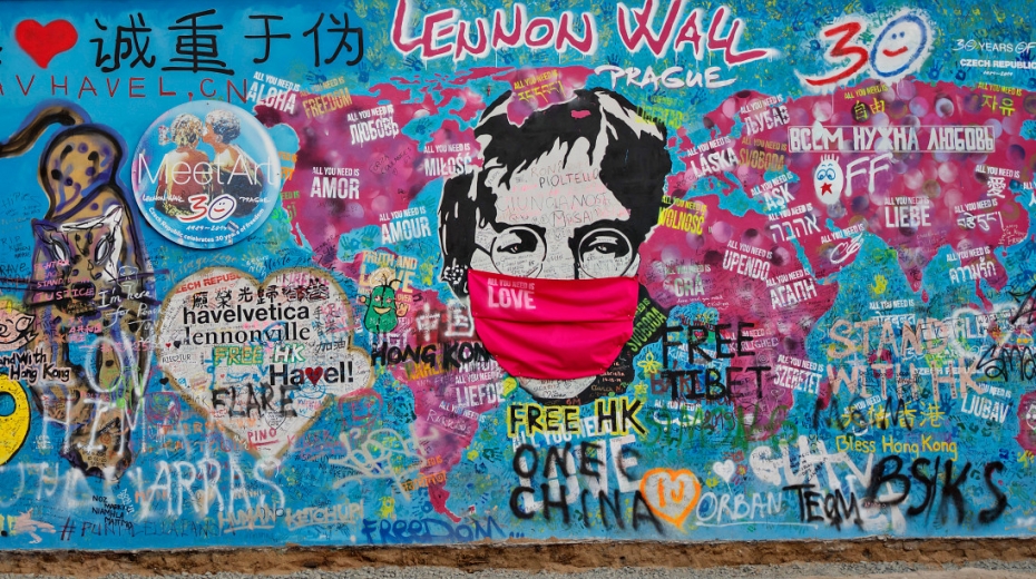 Podoba Lennonovy zdi v dubnu 2020. Foto: ČTK/Štěrba Martin