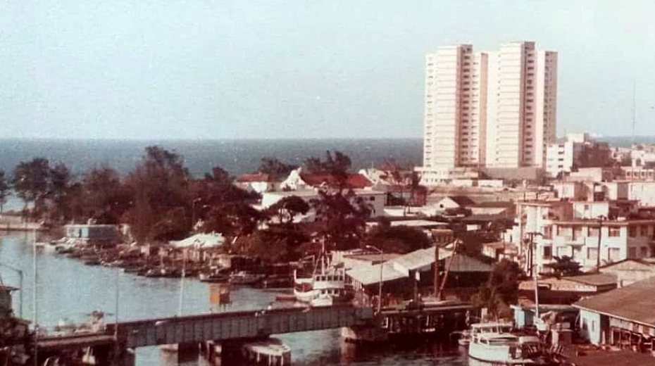 Výhled na moře z domu na 6. ulici v havanské části Miramar. Za horizontem leží Key West. Zdroj: archiv Zdeňka Musila