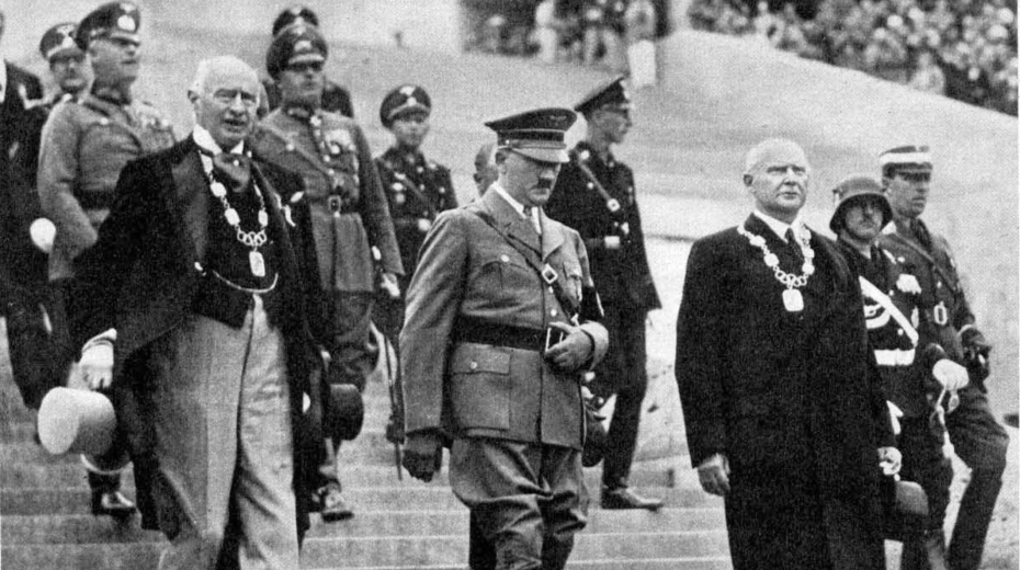 Adolf Hitler na Olympiádě 1936. Zdroj: archiv Aloise Hudce