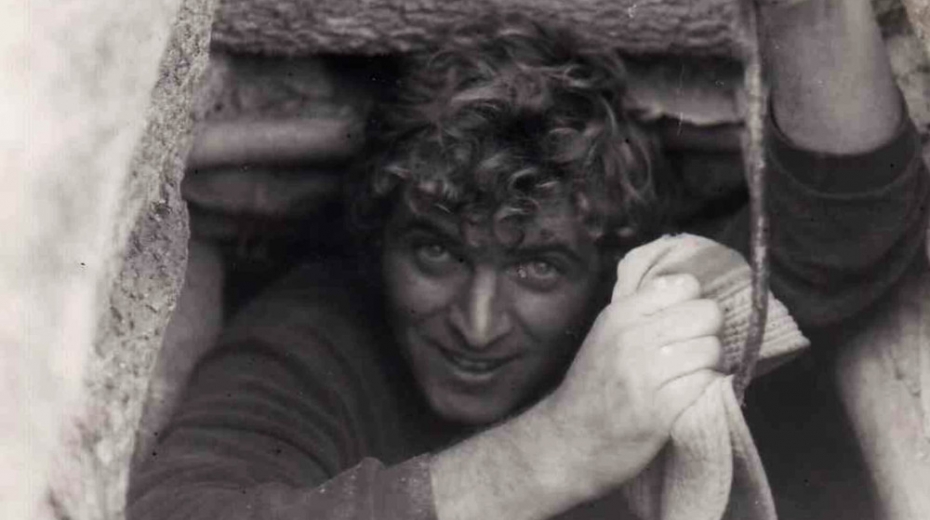 Jaroslav Kukol v emigraci – v australském nalezišti opálů v roce 1971. Foto: Paměť národa
