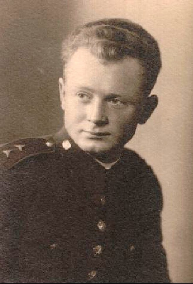 Poručík Karel Martínek před válkou. Zdroj: archiv pamětnice