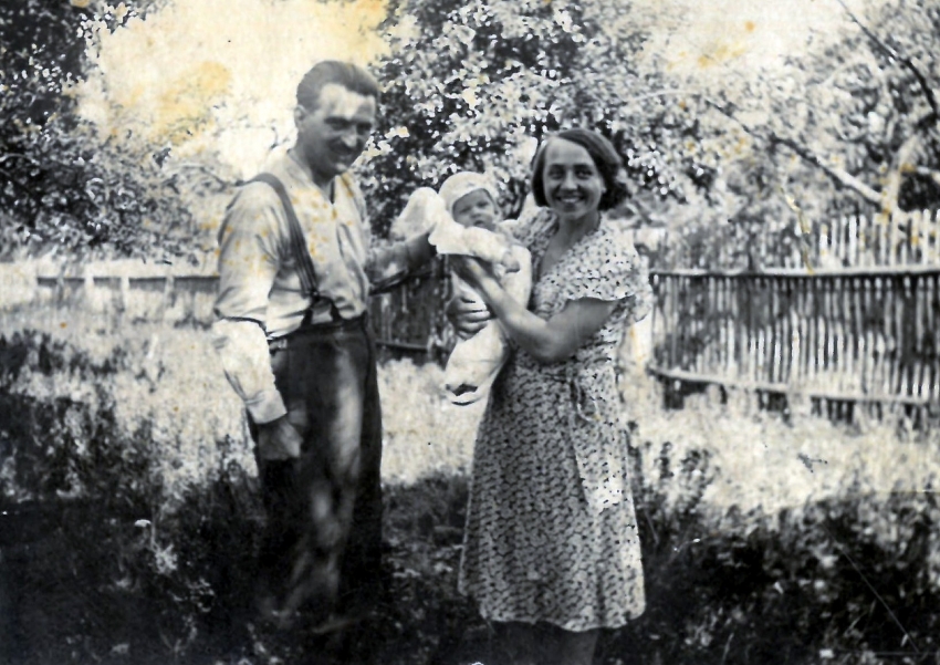 Novorozená Milena s rodiči, 1933, Zdroj: archiv pamětnice