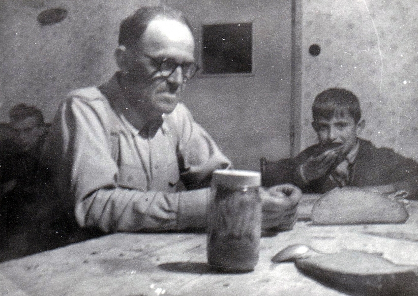Jan Tichý s otcem, adresátem dopisu pionýrů