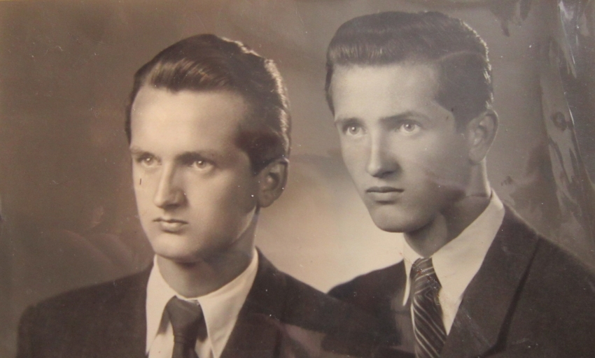 Bohumil Robeš (vlevo) s bratrem Lubomírem roku 1950