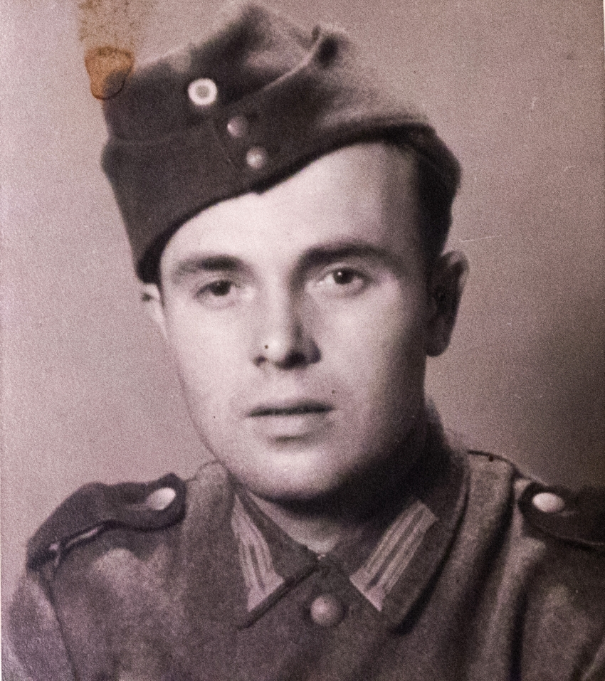 Otec Moritz Kolitsch v uniformě wehrmachtu. Zdroj: archiv pamětnice