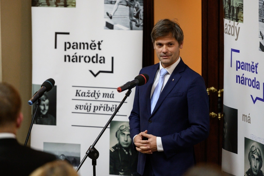 Marek Hilšer při projevu na setkání Kolegia Paměti národa. Foto: Barbora Mráčková
