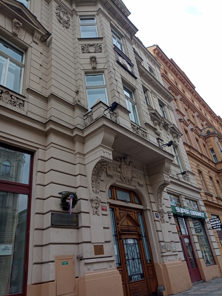 Ráno 5. ledna 1923 vyšel Alois Rašín ze svého bytu v Žitné ulici...