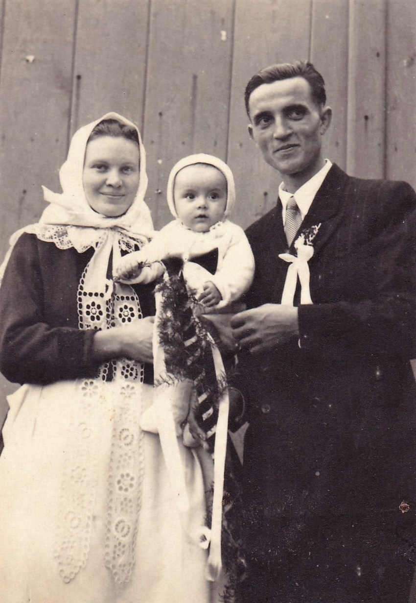 Petr Záleský s manželkou Julií a synem Pavlem. Zdroj: archiv pamětníka