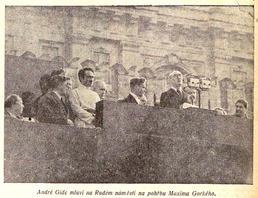 André Gide promlouvá na pohřbu Maxima Gorkého na Rudém náměstí, Rudé právo, 24. června 1936. Zdroj: cechoslovacivgulagu.cz
