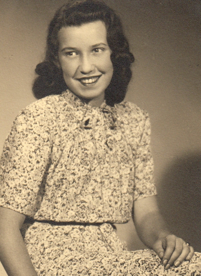 Jana Dubová v roce 1941