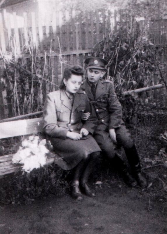 Emilie s manželem Vladimírem Řepíkem. Zdroj: Paměť národa / archiv pamětnice