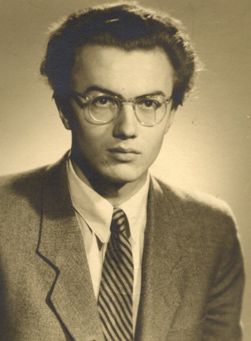 Jako maturant v roce 1946. Foto: Paměť národa