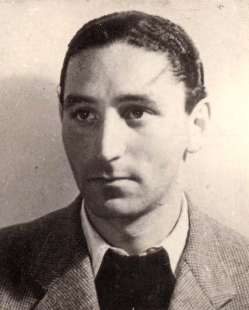 Fredy Hirsh pocházel z Cách, v roce 1935 z Německa emigroval a věnoval se práci s židovskou mládeží v Československu.