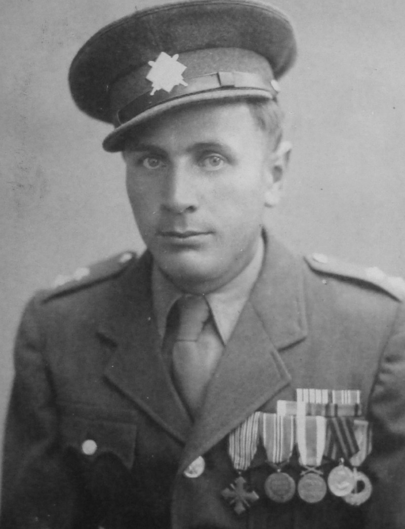 Kapitán Josef Kulich z Volyně jako hrdina východní fronty. Zdroj: Paměť národa