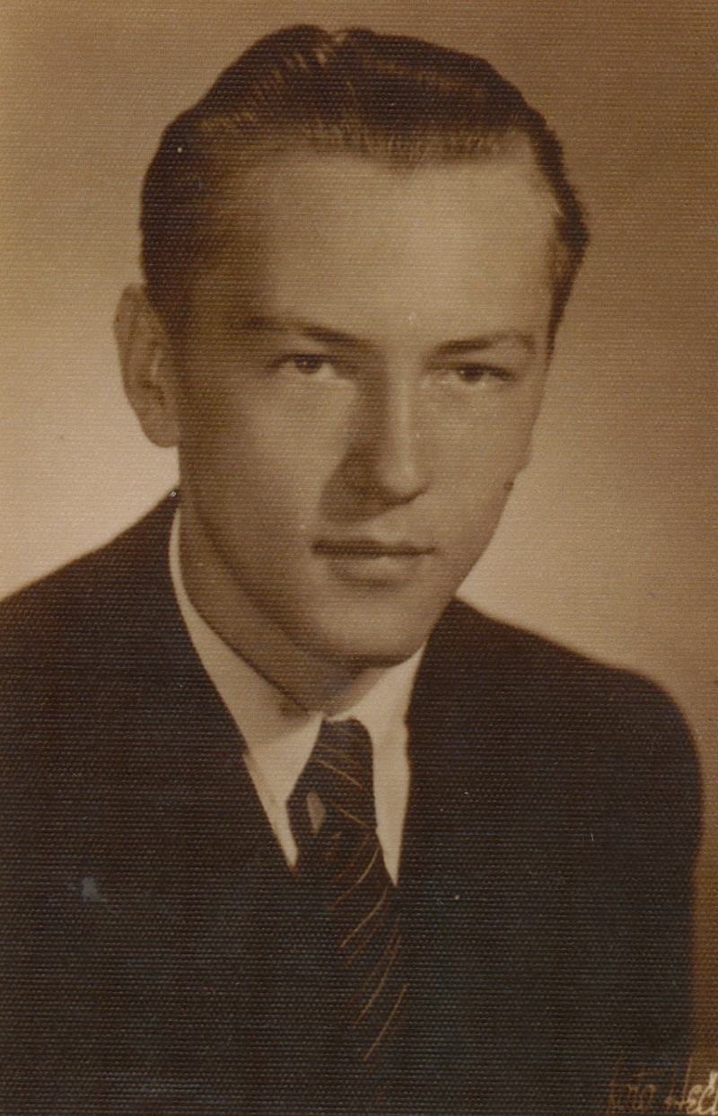 Ludvík Armbruster jako středoškolský student v roce 1945. Foto: Paměť národa
