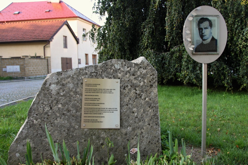 Památník Josefa Toufara v Ledči nad Sázavou. Foto: Wikimedia Commons CC BY-SA 3.0