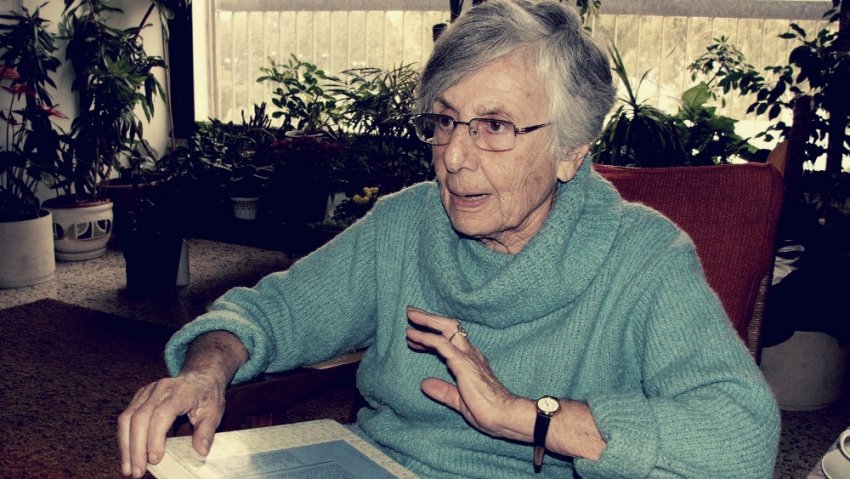 Ruth Bondyová v roce 2008 při natáčení pro Paměť národa. Foto Hynek Moravec, Post Bellum