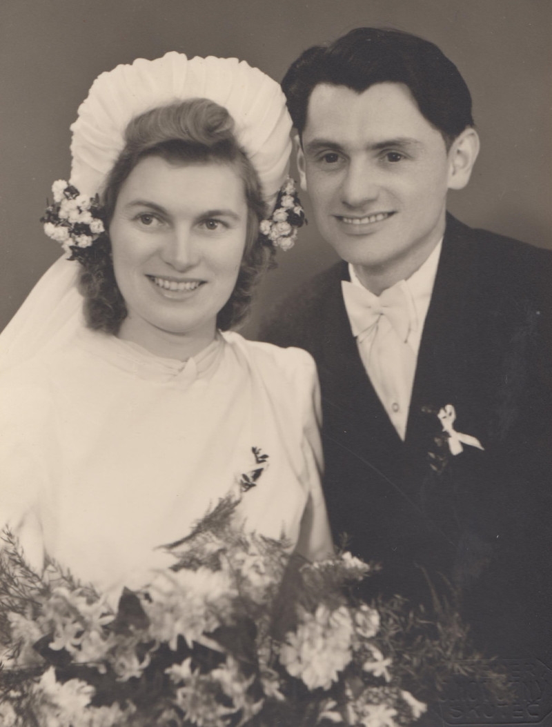 Svatební fotografie Ludmila a Jaroslav Severinovi. Foto: Paměť národa