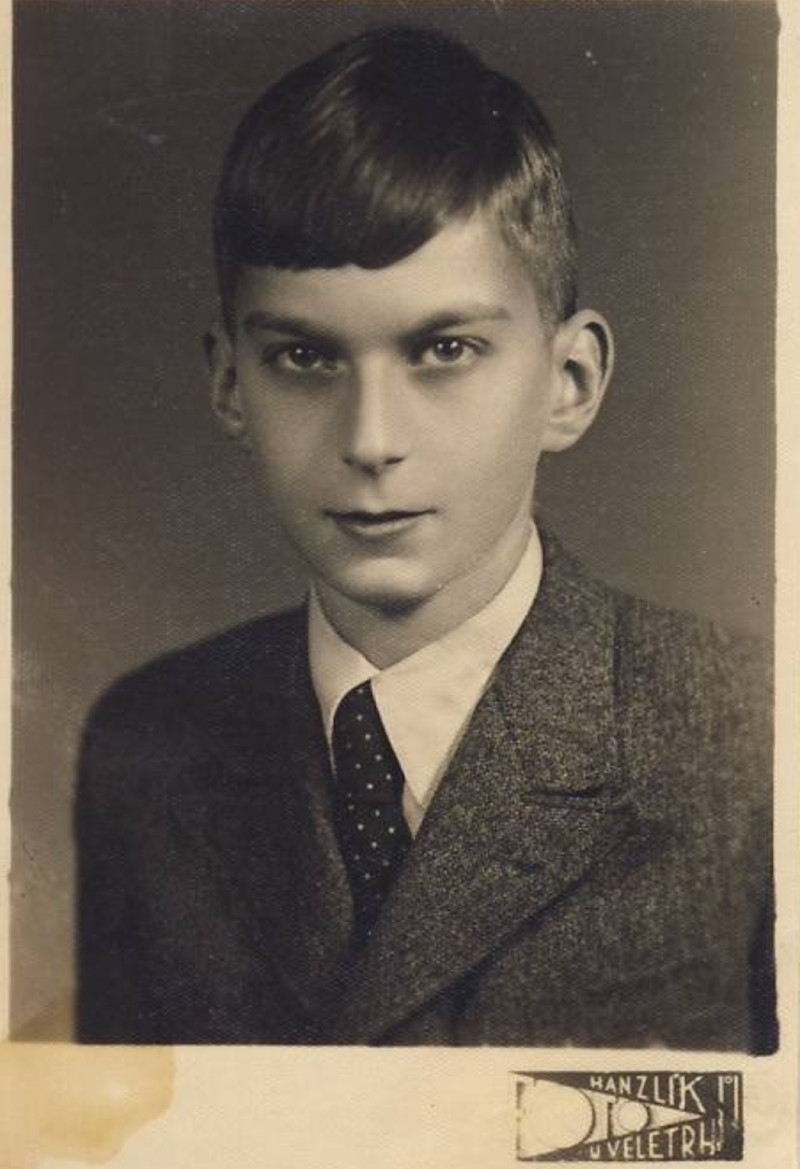 Toman Brod v roce 1941, kdy musel začít nosit židovskou hvězdu. Zdroj: Paměť národa/Toman Brod
