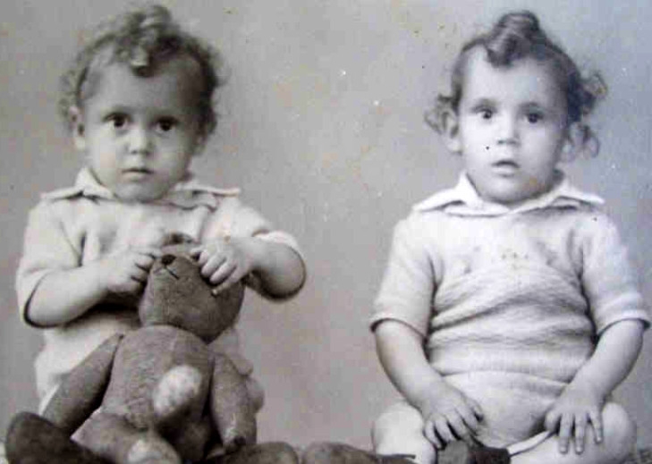 Dvojčata Ondřej a Josef se narodila, když byl Ondřej na vojně u PTP. Foto: Paměť národa