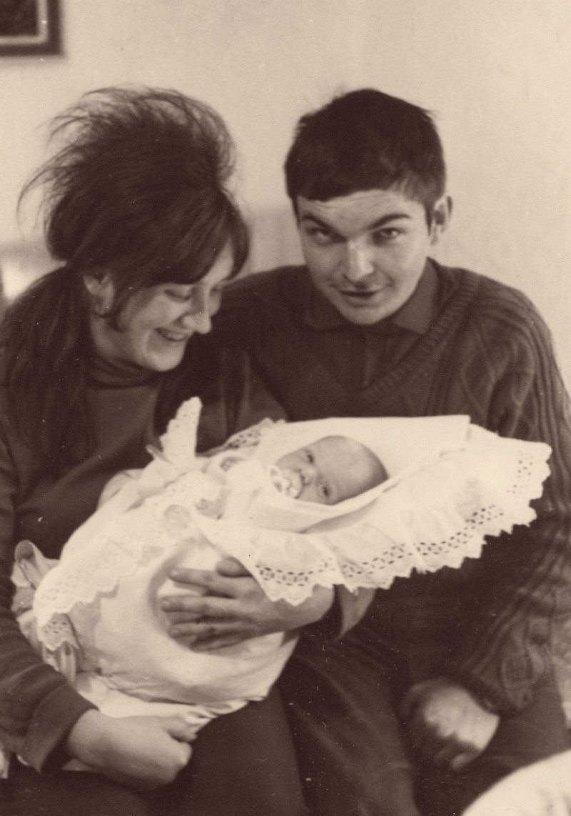 Miroslav Jeník s novorozeným synem. Foto: archív Miroslava Janíka
