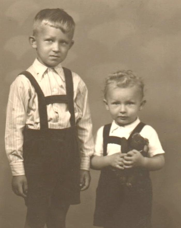 Jiří (vlevo) a Pavel Wonkovi. Zdroj: archiv pamětníka
