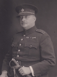 Emerich Horák důstojníkem z povolání, 1933. Zdroj: archiv pamětnice
