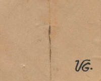 matčino miniaturní album s fotkou syna, z Ravensbrücku