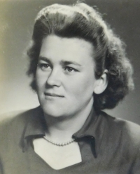 Manželka Božena Hrubá