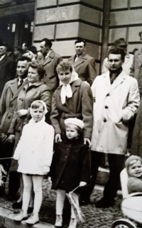 S dětmi v roce 1964