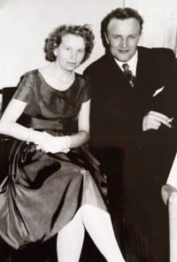 S manželem na plese v roce 1963