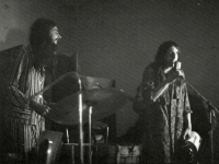 První koncert DG 307, zleva: Vladimír Smetana, Milan Hlavsa. Klukovice, 1973