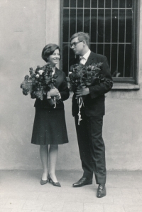 1967, graduation ceremony (with a friend)
