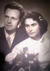 Svatební fotografie pamětnice