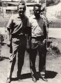 Josef s Pelém na zájezdu do Jižní Ameriky, cca 1965