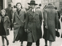 Štěpkovi, pouliční fotograf, Na Příkopech 1935